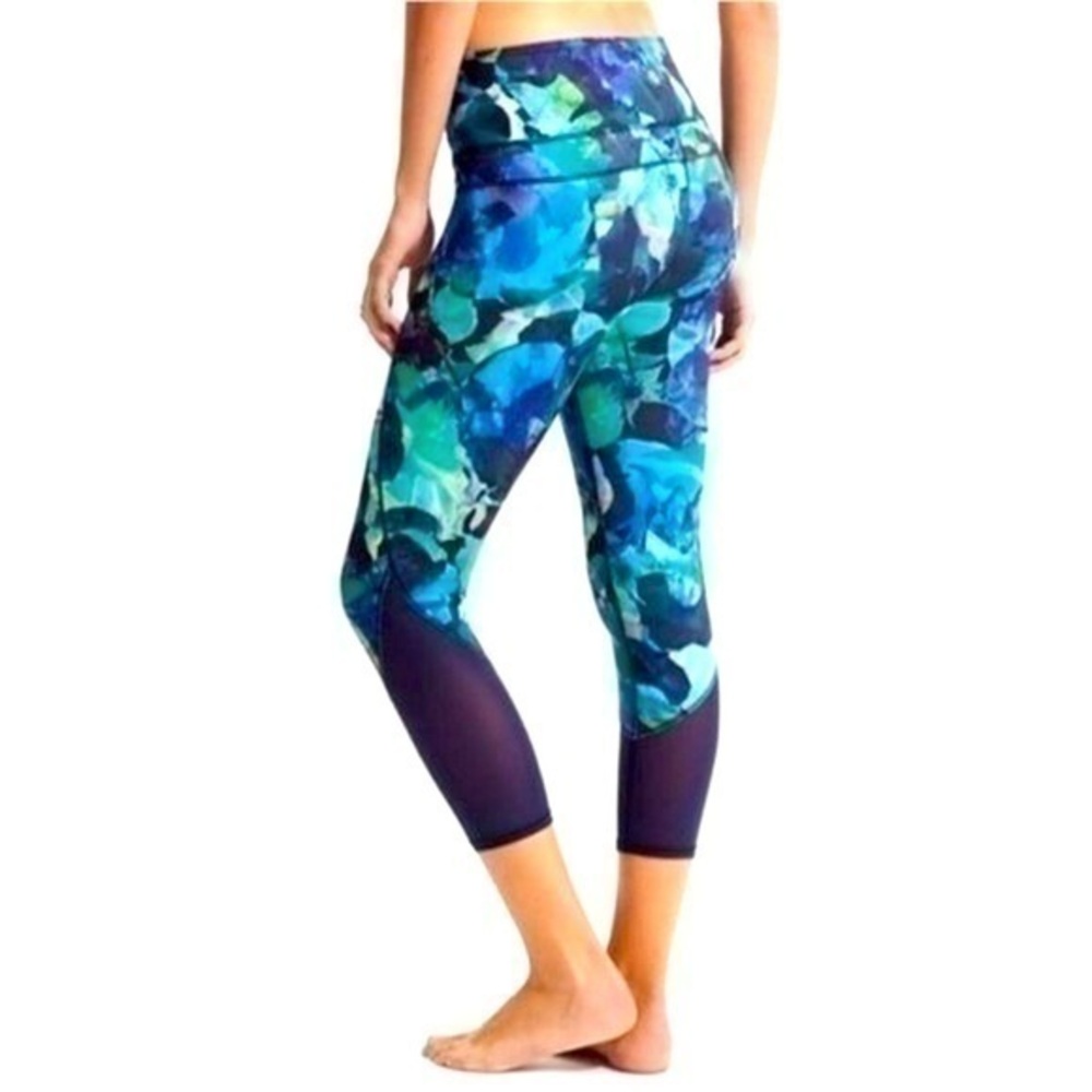 Athleta Mystique Chatarunga Leggings Cropped Sheer Mesh Panels